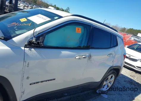 2018 Jeep Compass Latitude Fwd z USA, uszkodzony, nr VIN 3C4NJCBB6JT468869